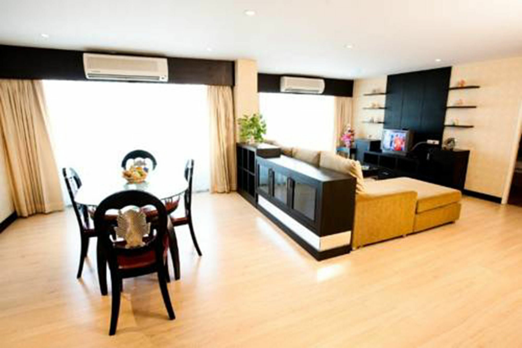 Aparthotel Roseate Ratchada Bangkok Exterior foto